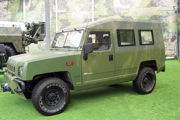 1538966109404468.jpg 軍用車.jpg
